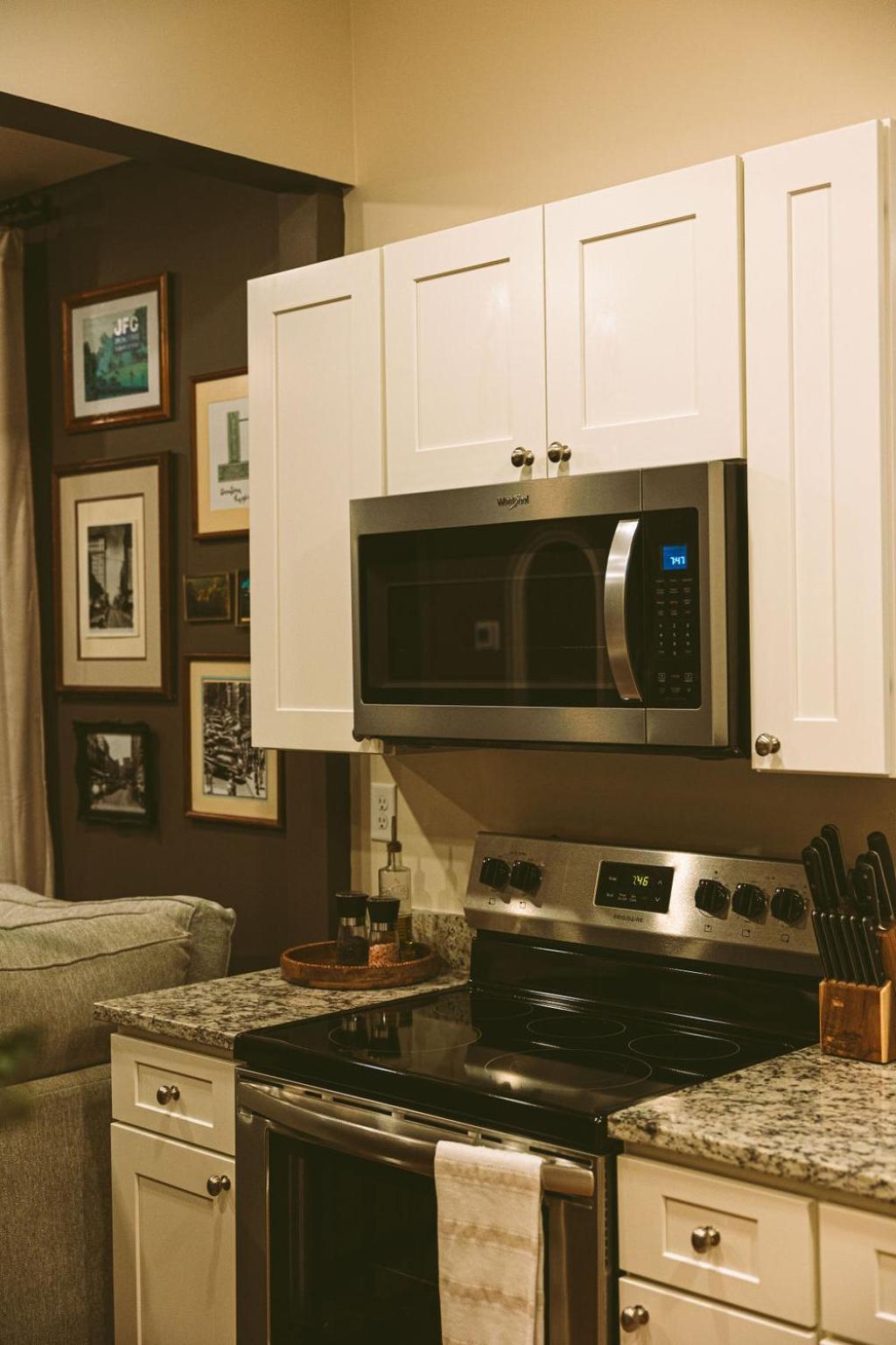 Historic Renovated 2Bd - Overlooking Downtown Νόξβιλ Εξωτερικό φωτογραφία